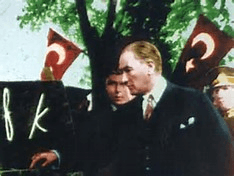 Atatürk ve Karatahta